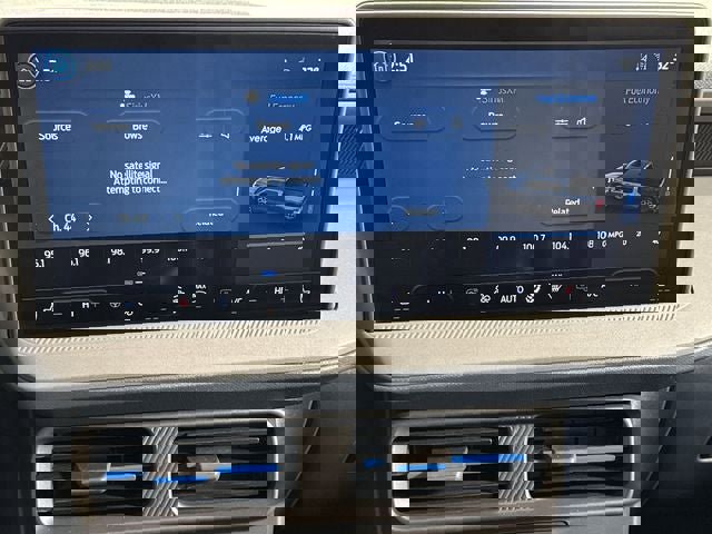 New 2025 Ford Maverick Lobo image 19