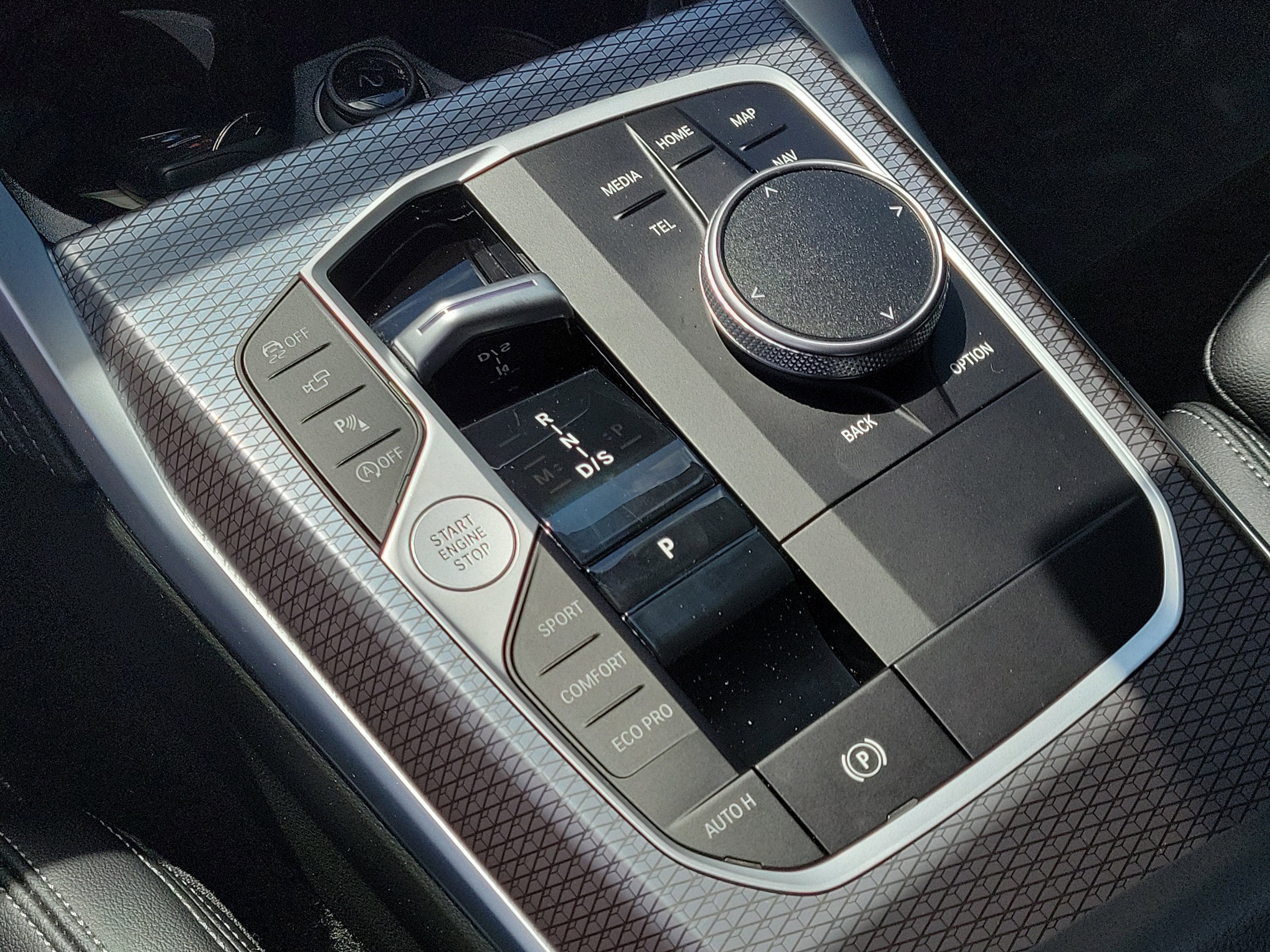 Used 2025 BMW M240i Coupe w/ Premium Package image 23