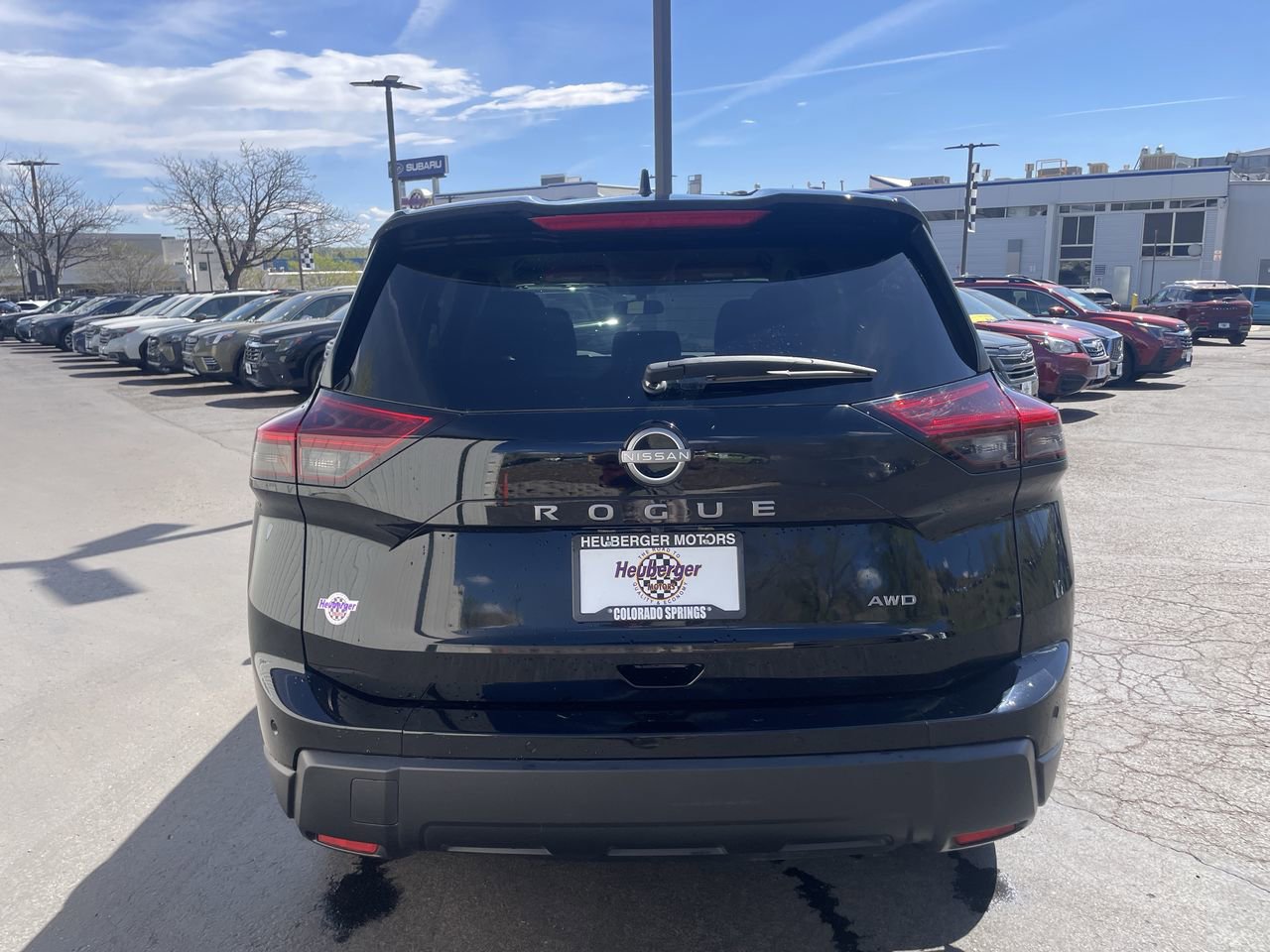 Used 2025 Nissan Rogue SV AWD/4WD image 6