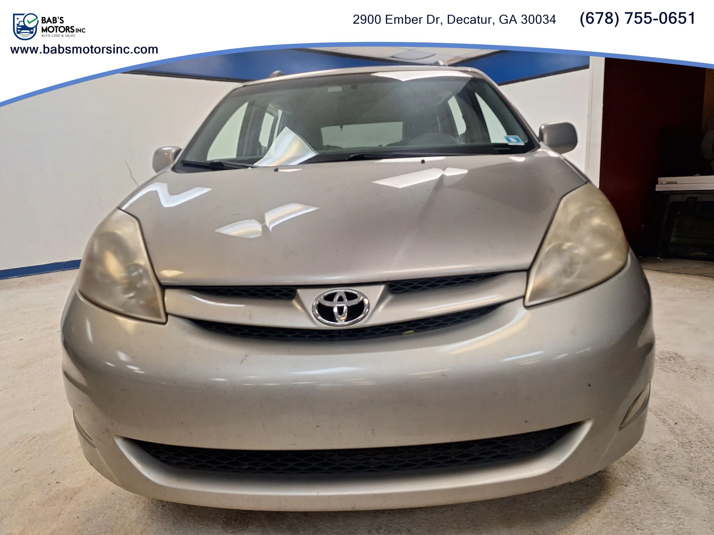 Used 2009 Toyota Sienna FWD image 5