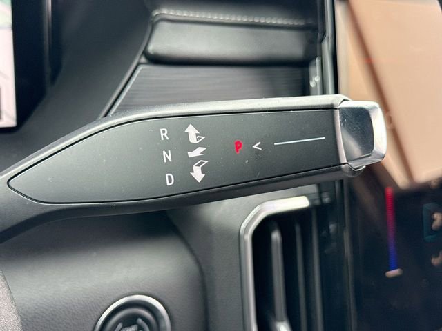 Used 2025 GMC Acadia Elevation image 20