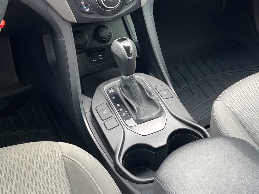 Used 2016 Hyundai Santa Fe SE image 14