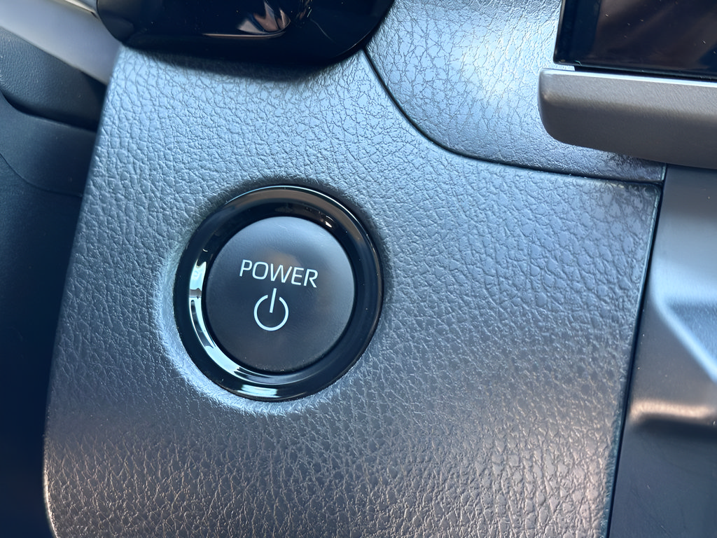 Used 2025 Toyota Camry LE FWD image 27