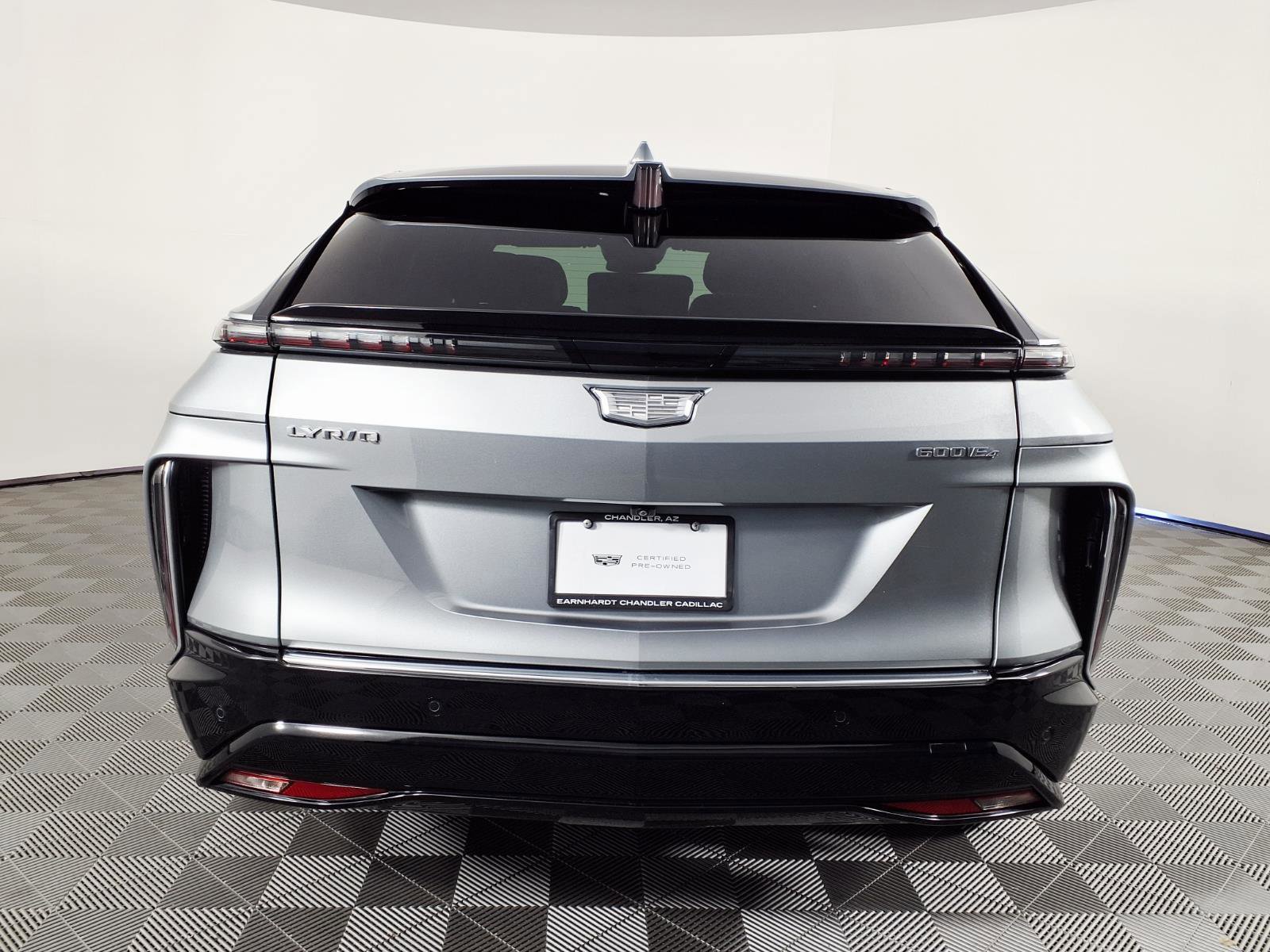 Certified 2024 Cadillac Lyriq Luxury AWD/4WD image 5