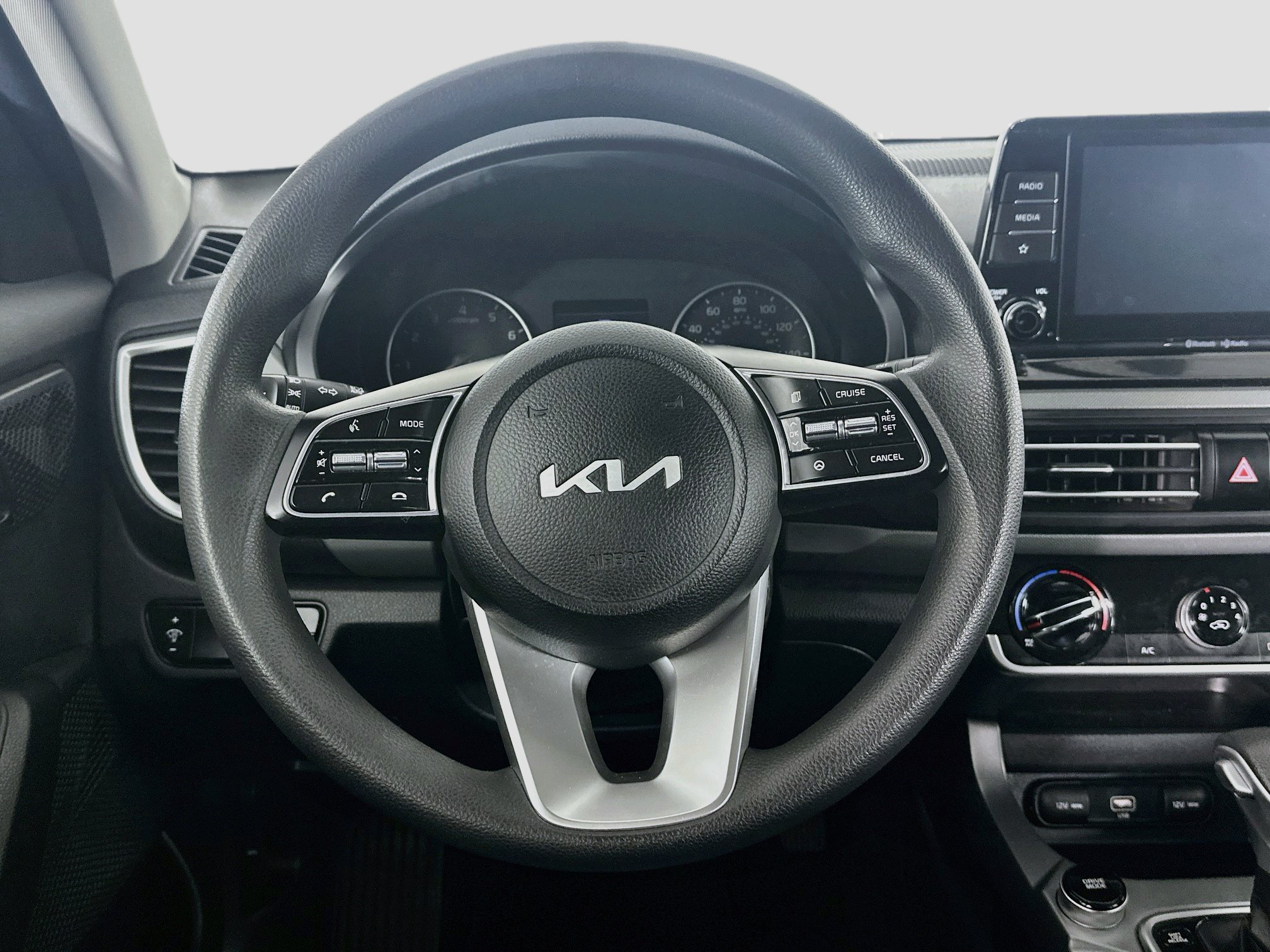 Used 2022 Kia Seltos LX AWD/4WD image 17