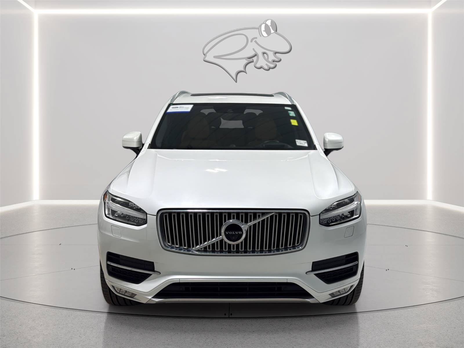 Used 2017 Volvo XC90 T6 Inscription w/ Vision Package AWD/4WD image 2