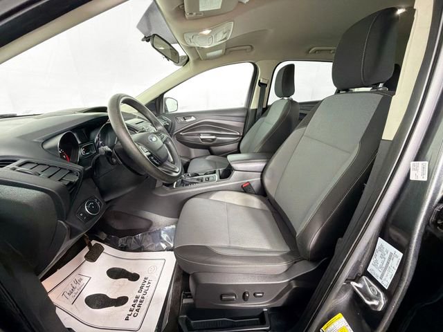 Used 2018 Ford Escape SE FWD image 19