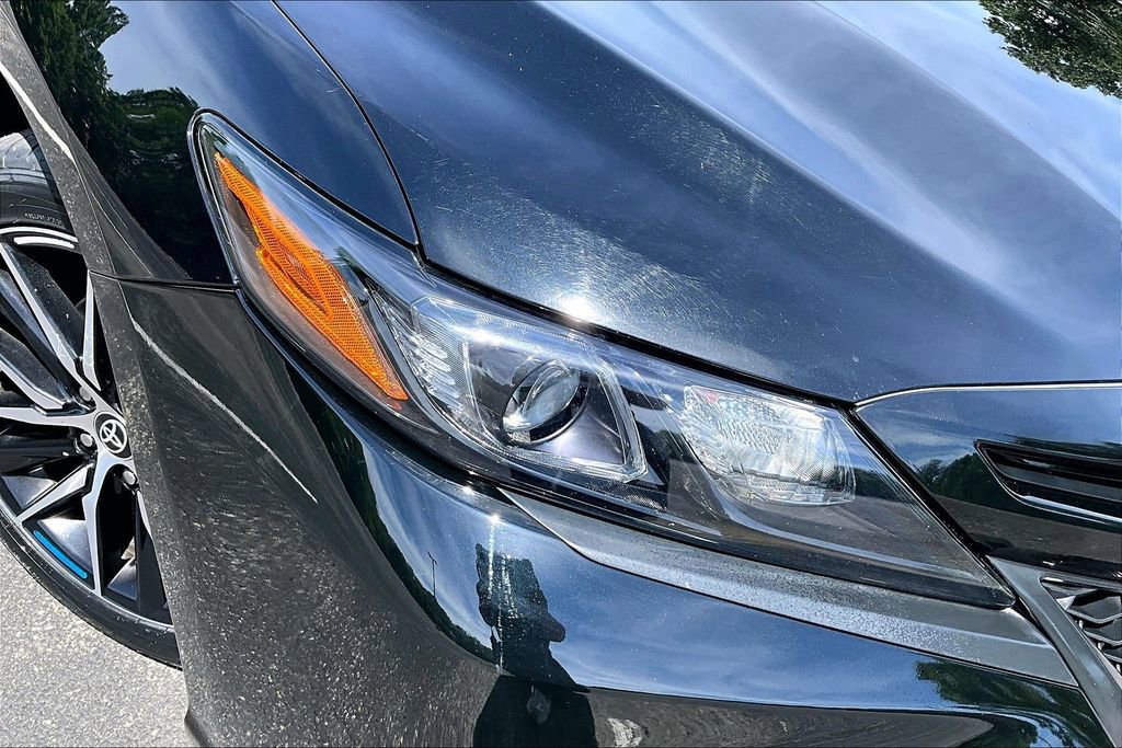 Used 2022 Toyota Camry SE FWD image 32