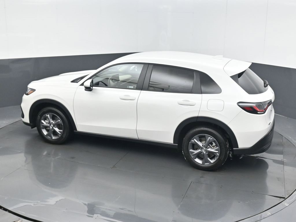 Certified 2026 Honda HR-V LX image 15