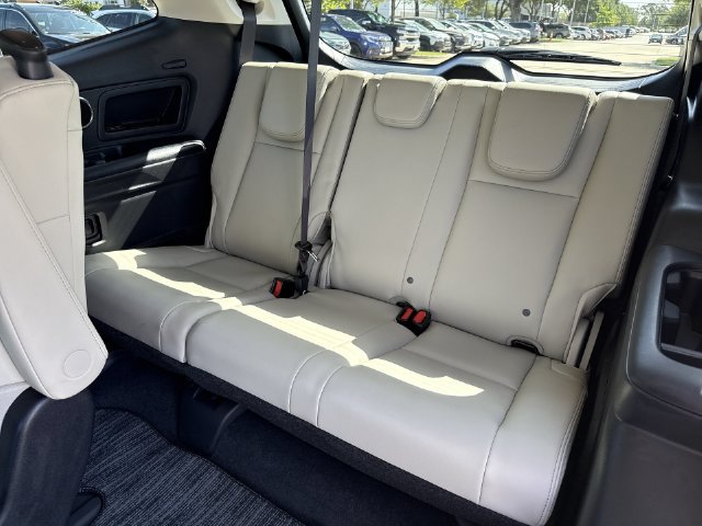 Certified 2025 Subaru Ascent Limited AWD/4WD image 17