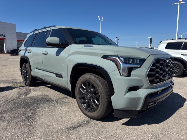 Used 2026 Toyota Sequoia Platinum AWD/4WD image 12