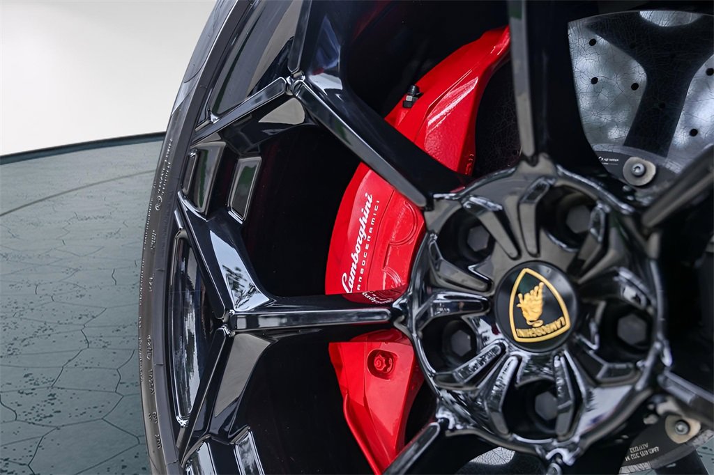 Used 2024 Lamborghini Urus Performante image 43