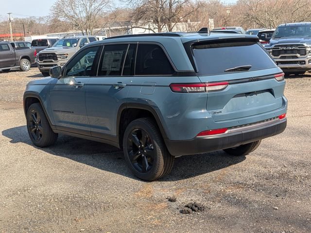 New 2026 Jeep Grand Cherokee Limited w/ Limited Altitude Package image 5