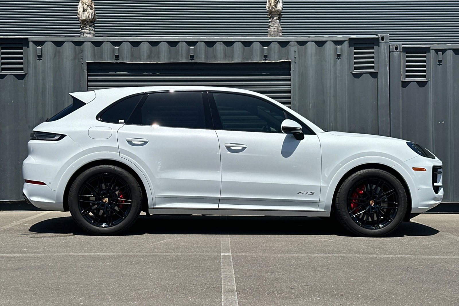 Certified 2025 Porsche Cayenne GTS AWD/4WD image 9