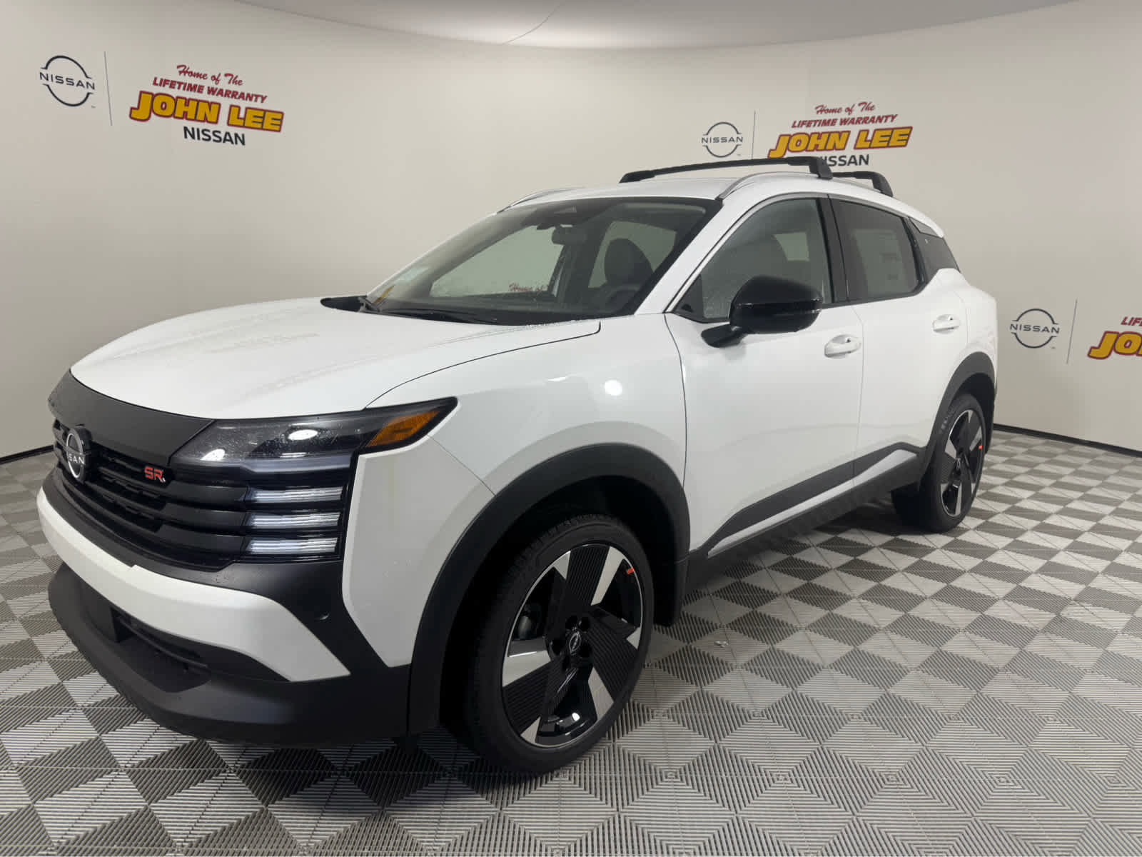 New 2026 Nissan Kicks SR