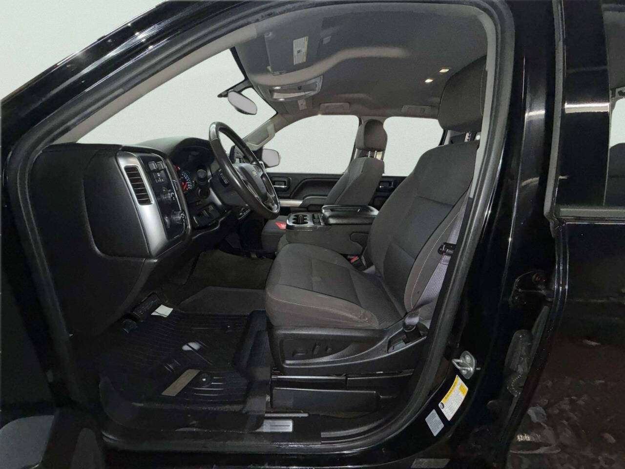 Used 2017 Chevrolet Silverado 1500 LT w/ All Star Edition image 12