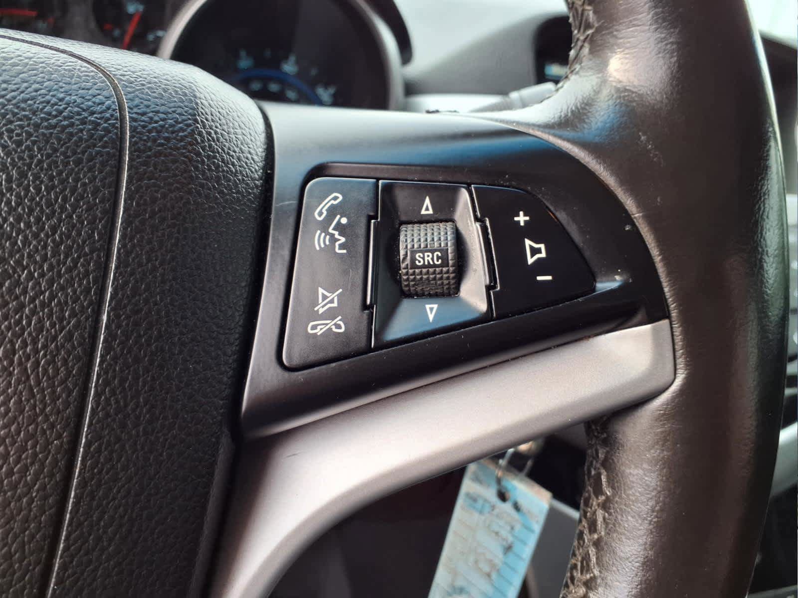 Used 2014 Chevrolet Cruze LT FWD image 19
