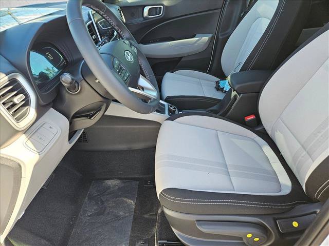 New 2026 Hyundai Venue SEL FWD image 17