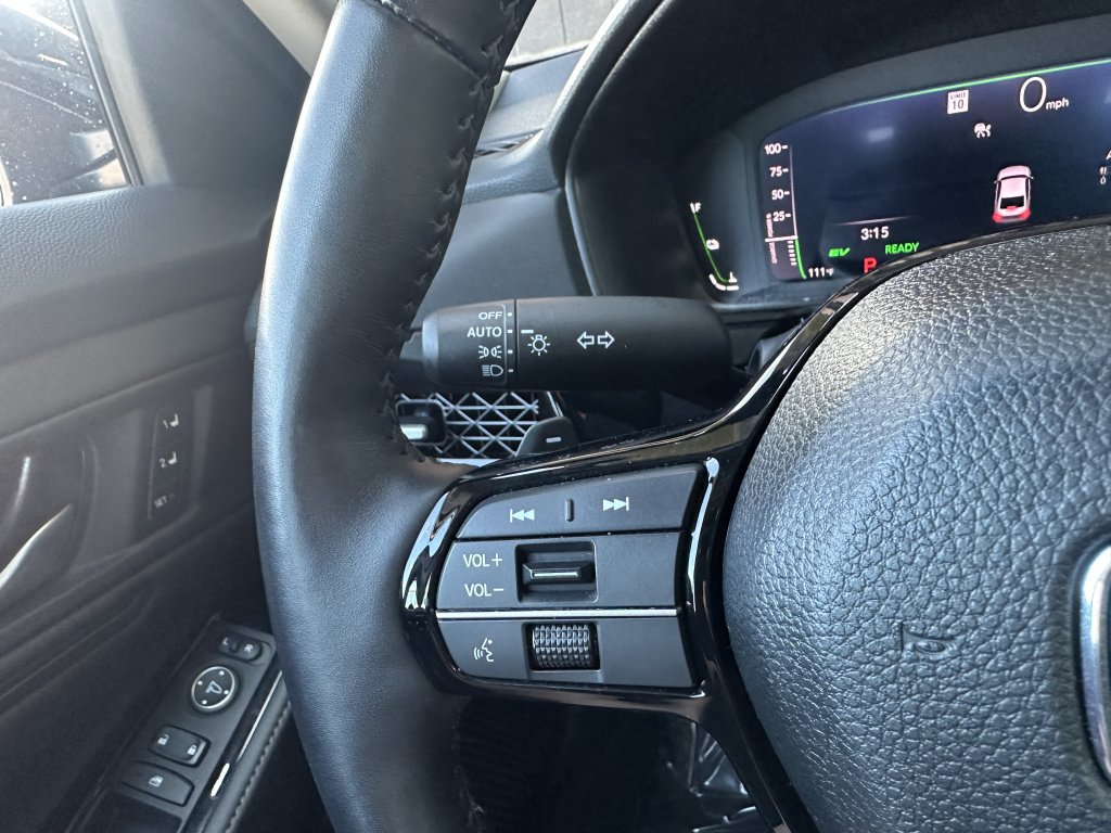 Used 2025 Honda Accord Touring image 17