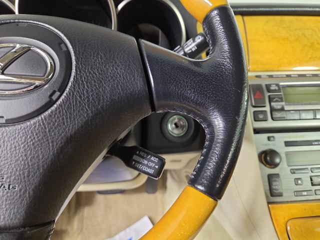 Used 2003 Lexus SC 430 Convertible RWD image 23