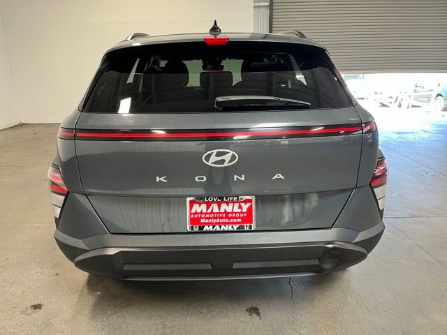 Used 2024 Hyundai Kona SEL FWD image 4