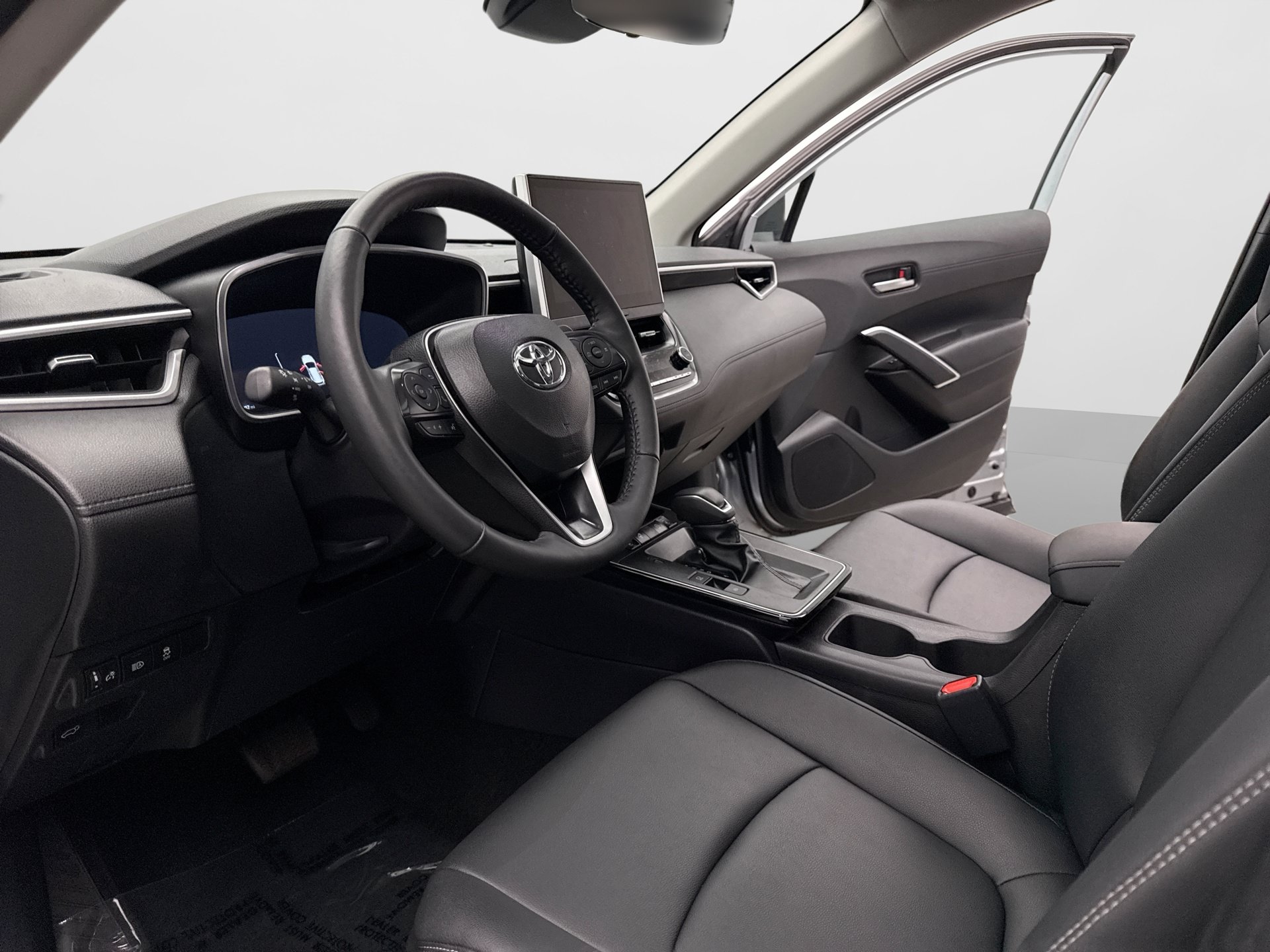 Used 2026 Toyota Corolla Cross XLE w/ Convenience Package AWD/4WD image 12