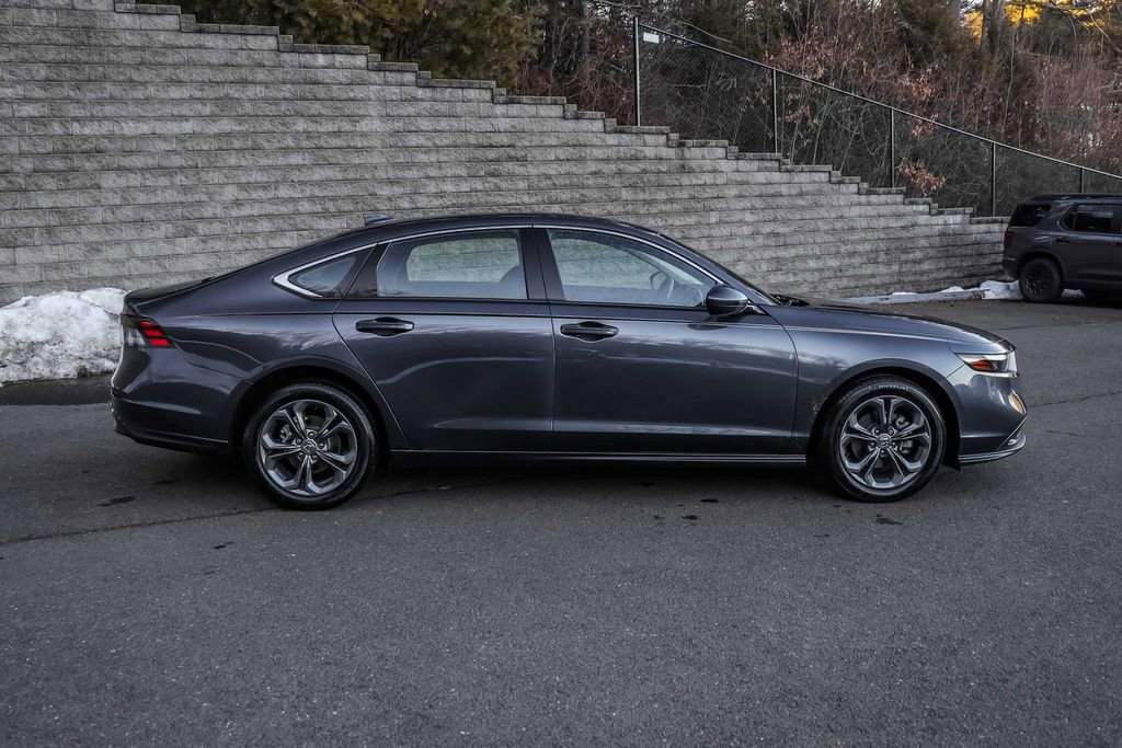 Used 2024 Honda Accord EX image 4