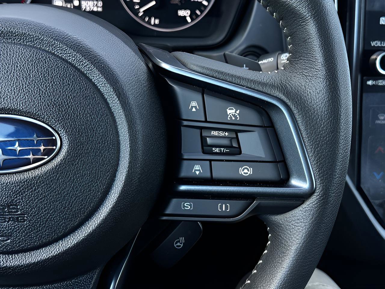 Used 2025 Subaru Forester Limited w/ Popular Package #1 image 11