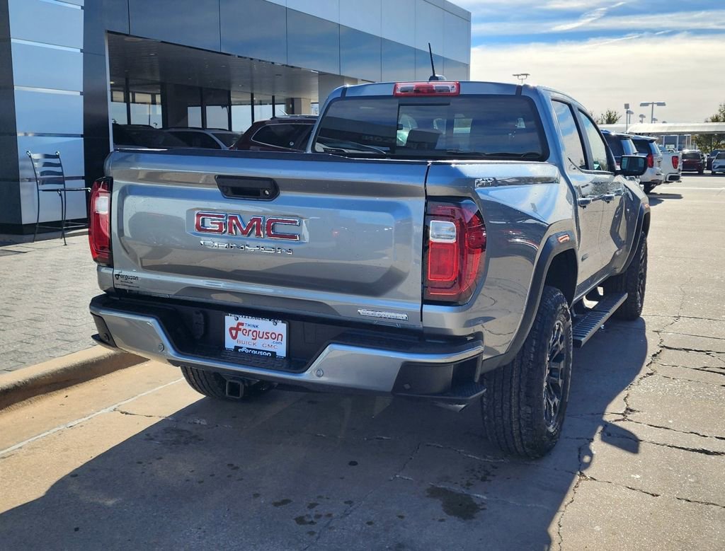 New 2026 GMC Canyon Elevation w/ Convenience Package image 4