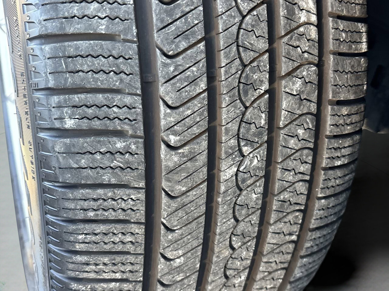 Used 2022 BMW X5 xDrive40i w/ Executive Package image 36