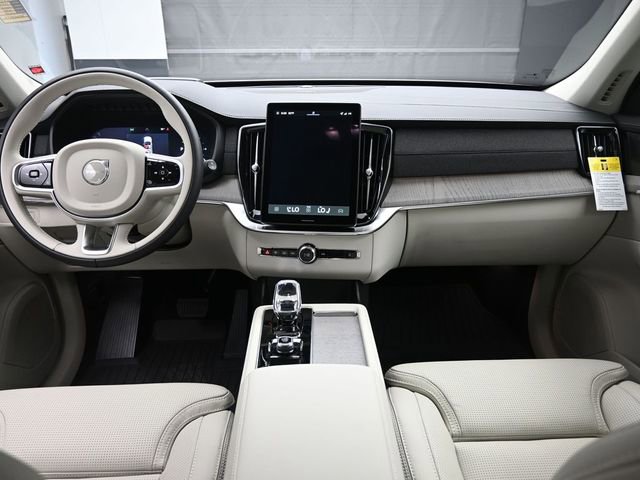 Used 2026 Volvo XC90 T8 Ultra w/ Protection Package Premier image 9