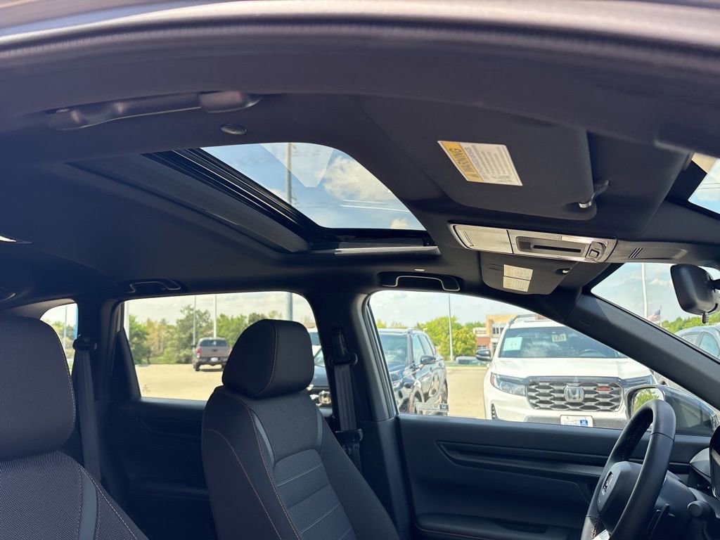 Certified 2025 Honda CR-V Sport image 29