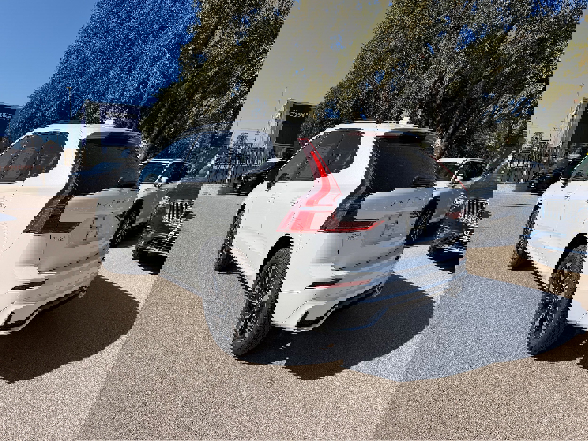 New 2026 Volvo XC60 B5 Core image 4