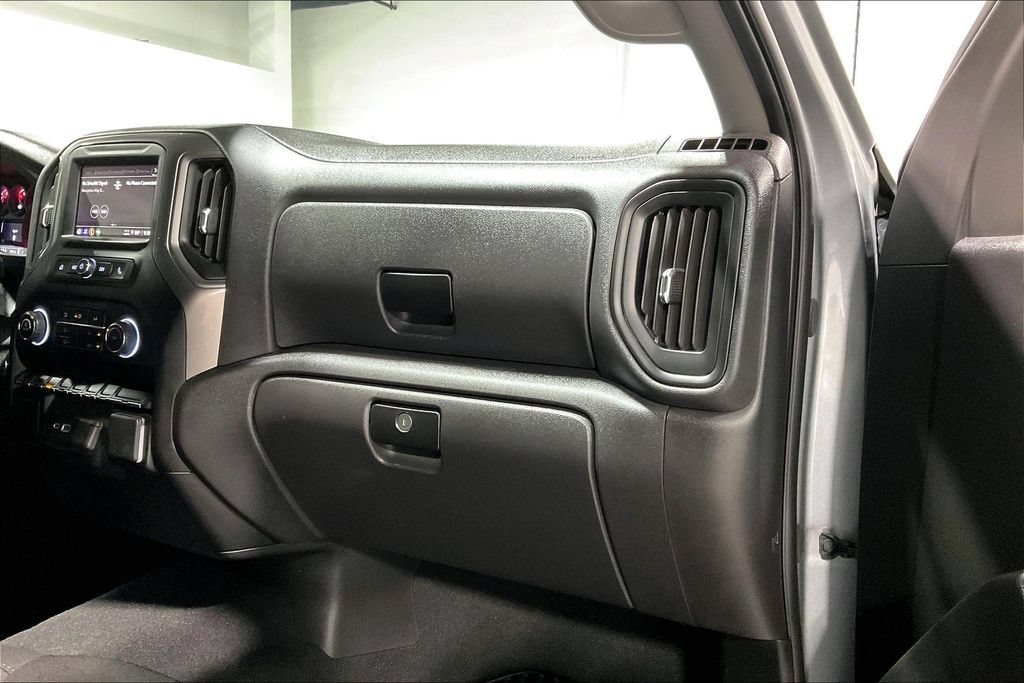 Used 2026 Chevrolet Silverado 1500 Custom RWD image 19