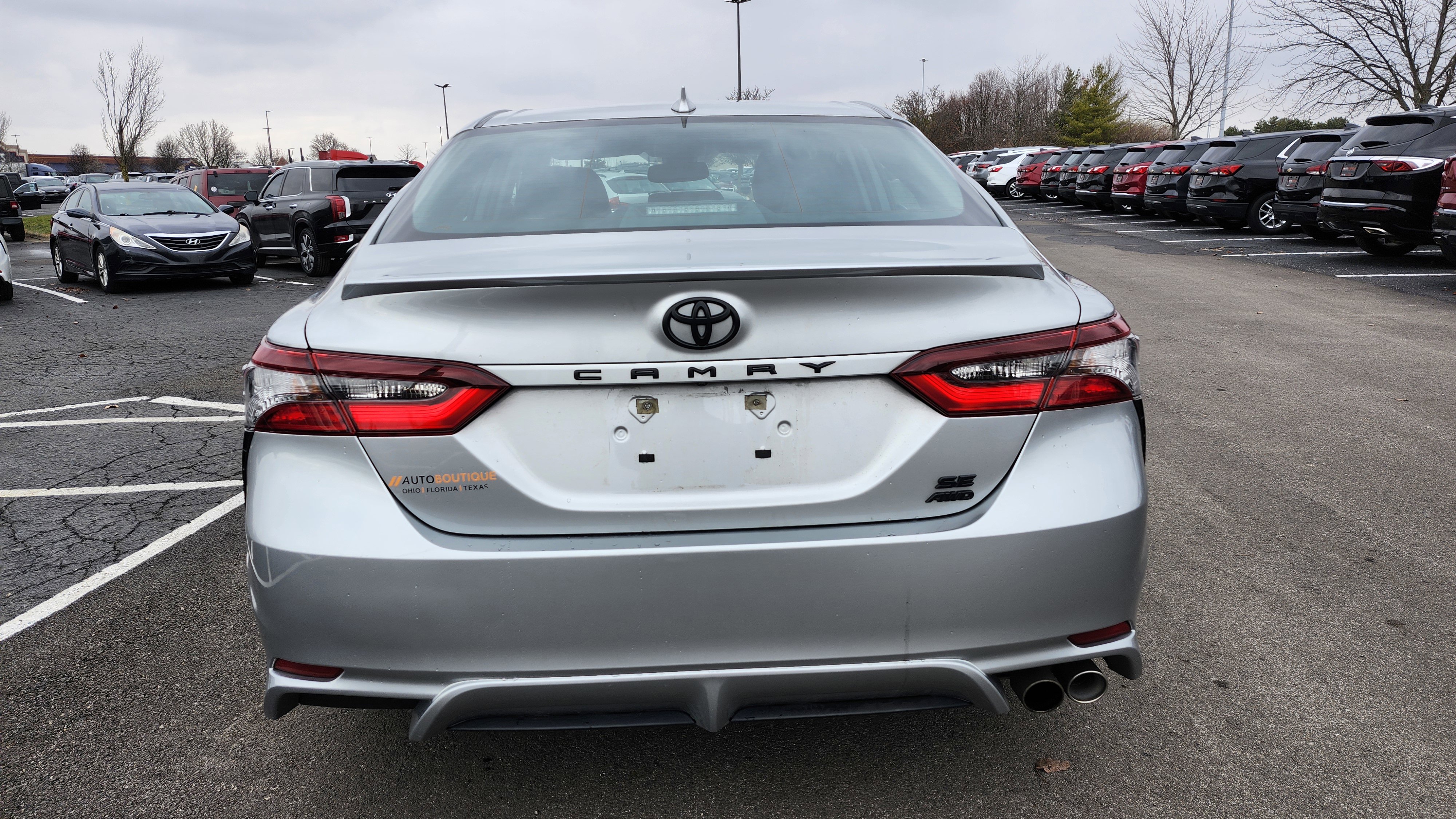 Used 2023 Toyota Camry SE image 16