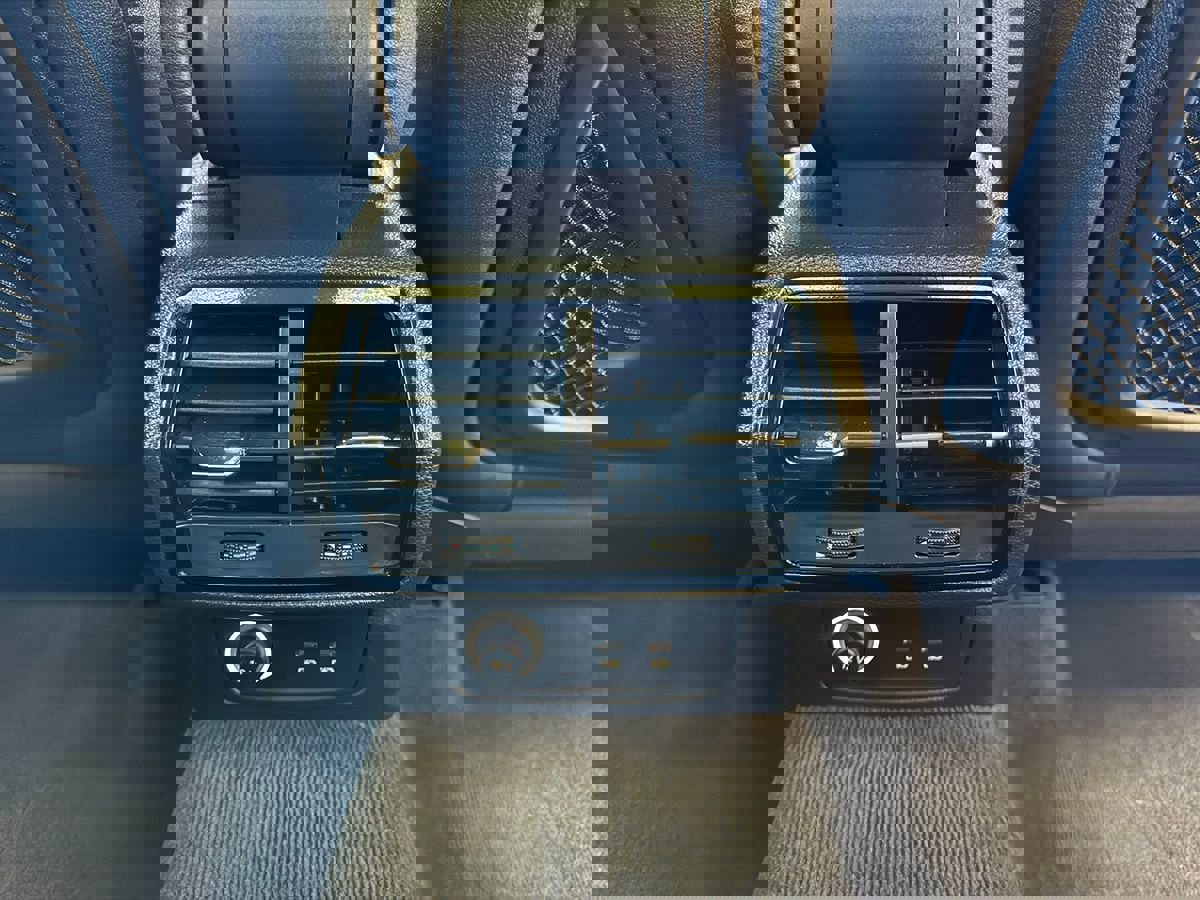 Used 2020 Audi Q3 2.0T Premium AWD/4WD image 51