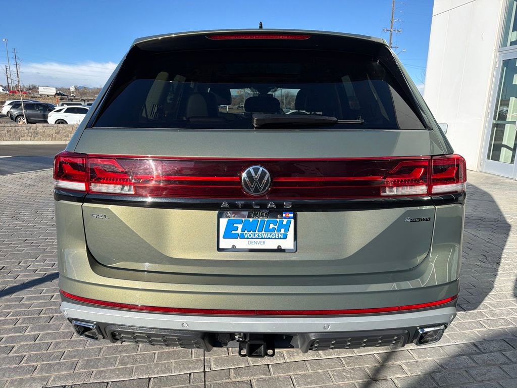 Certified 2024 Volkswagen Atlas Peak Edition SEL image 6