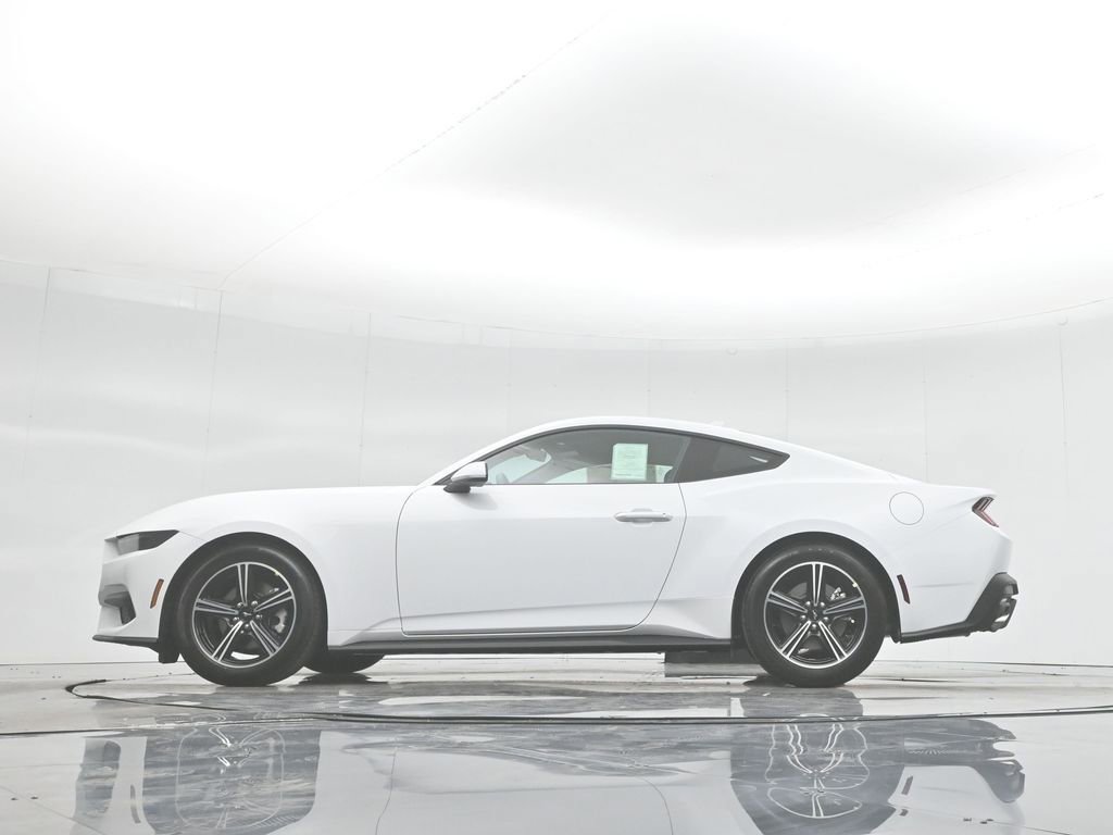 New 2025 Ford Mustang Coupe image 7