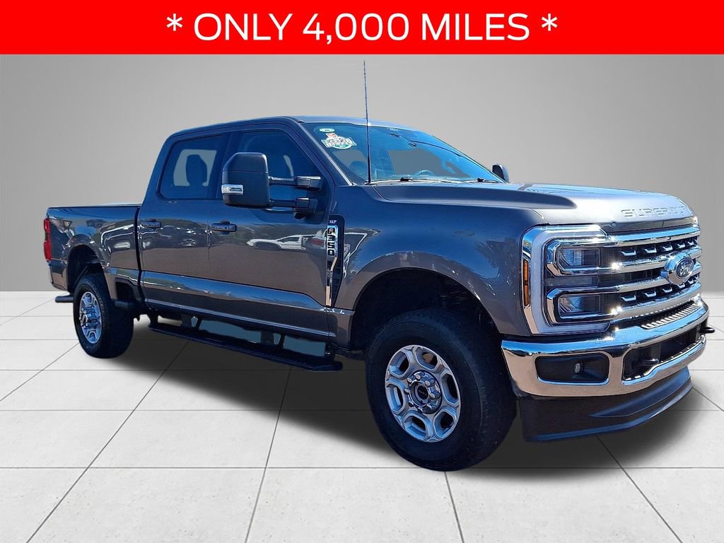 Used 2026 Ford F350 XLT w/ XLT Premium Package AWD/4WD image 3