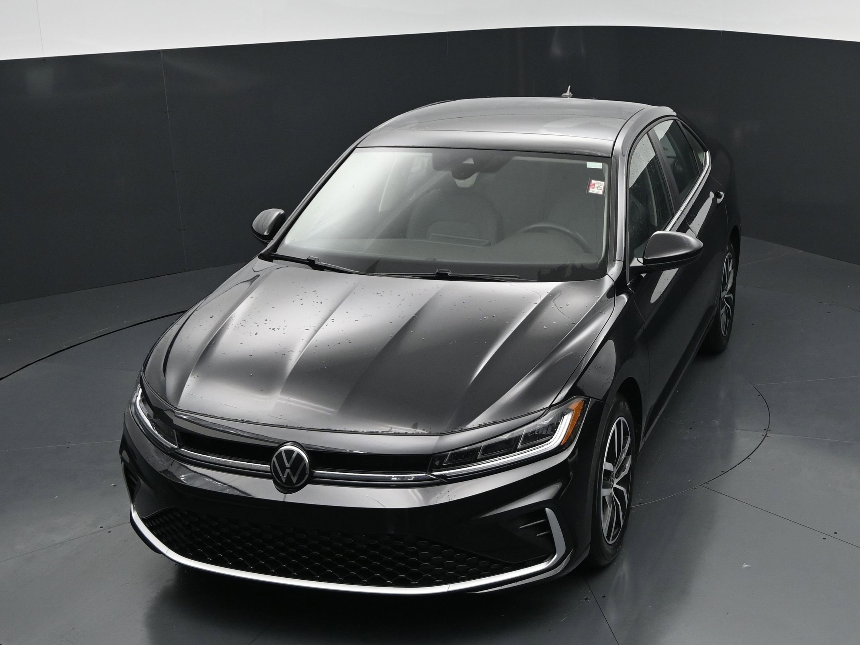 Used 2026 Volkswagen Jetta SE FWD image 26