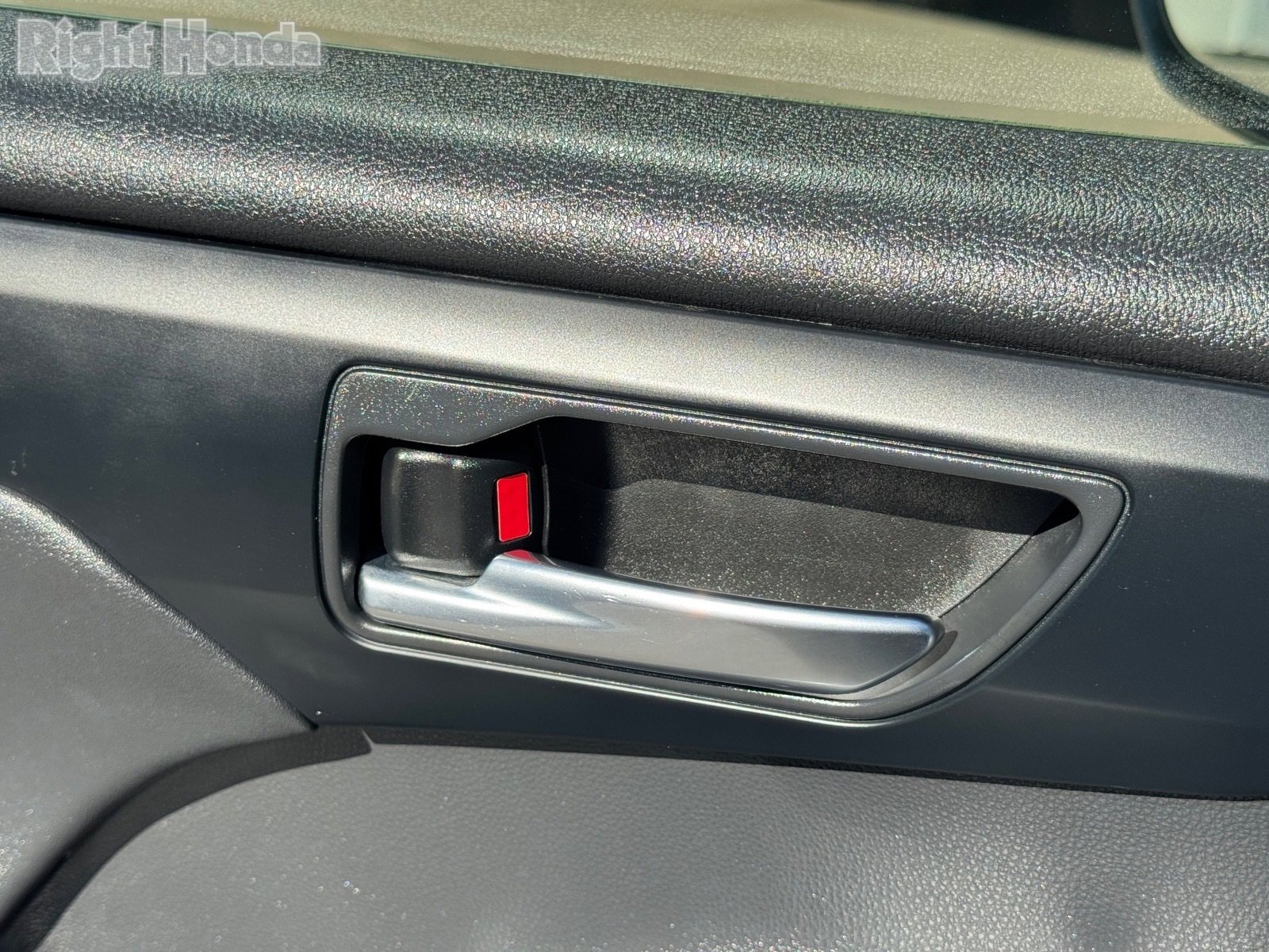 Used 2023 Toyota Highlander XLE image 21