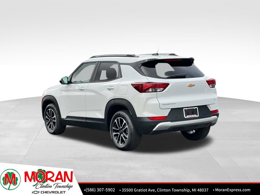 Certified 2026 Chevrolet TrailBlazer LT w/ Driver Confidence Package FWD image 4