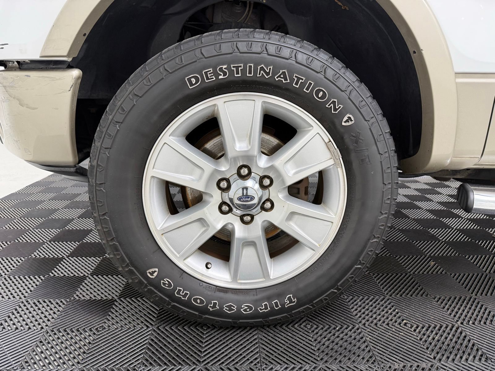 Used 2010 Ford F150 Lariat RWD image 10