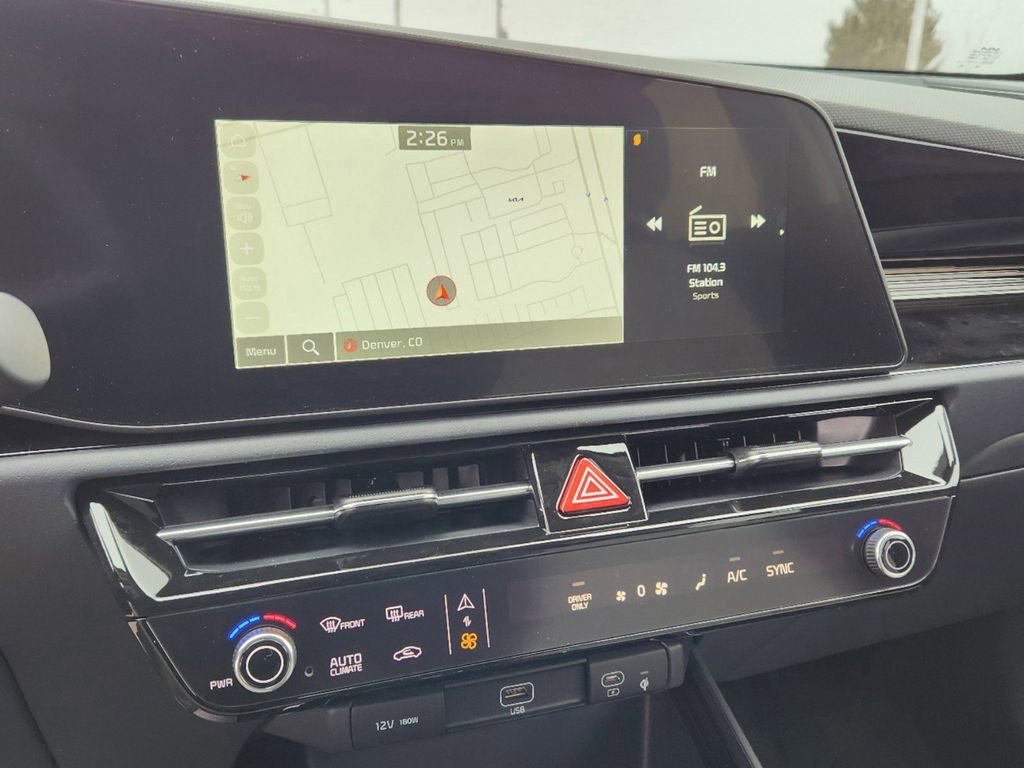 New 2025 Kia Niro EX Touring image 19