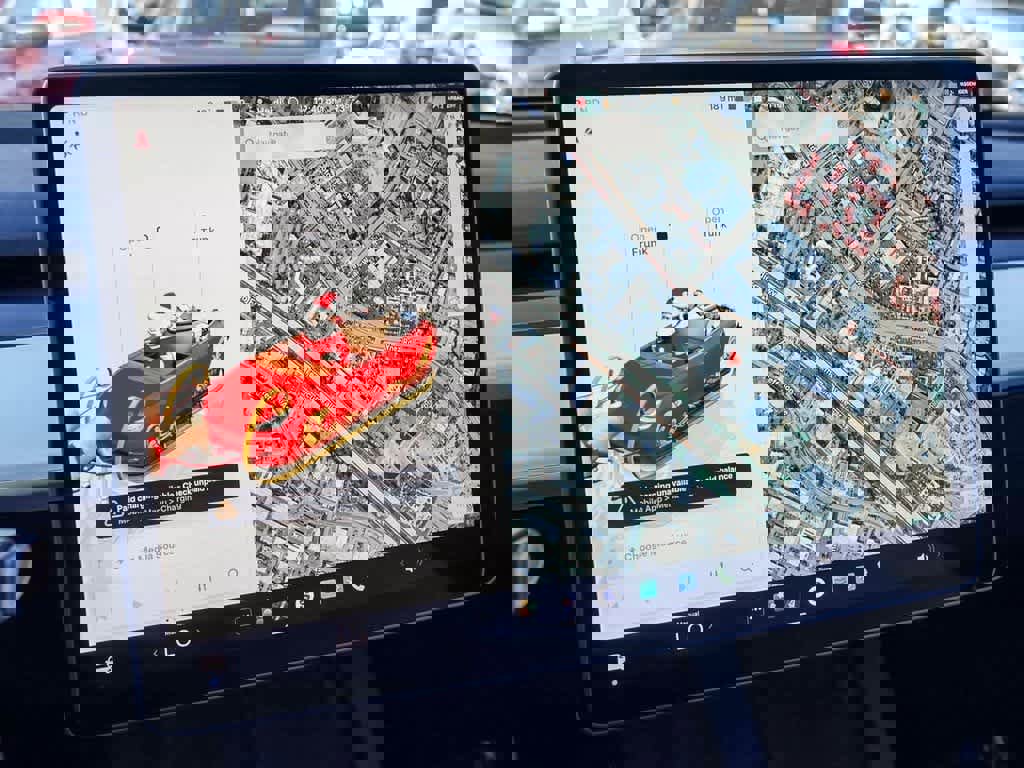 Used 2022 Tesla Model Y Performance image 20