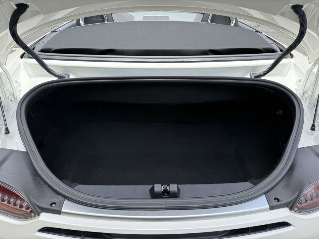 Used 2020 Mercedes-Benz AMG GT C w/ AMG Interior Night Package image 31