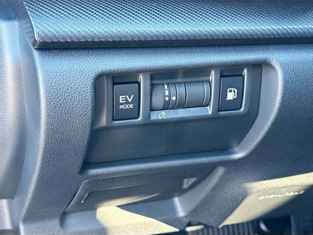 New 2026 Subaru Crosstrek 2.5i Limited w/ Crosstrek Mirror Package image 10