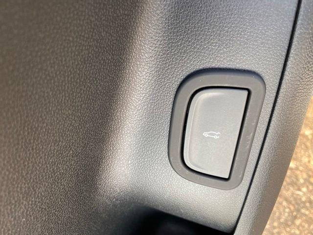 Used 2026 Buick Enclave Sport Touring AWD/4WD image 18