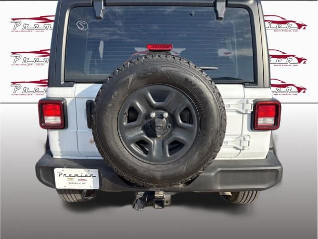 Used 2023 Jeep Wrangler Sport image 6