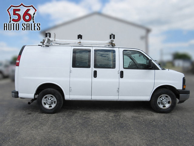 Used 2015 Chevrolet Express 2500 RWD image 1